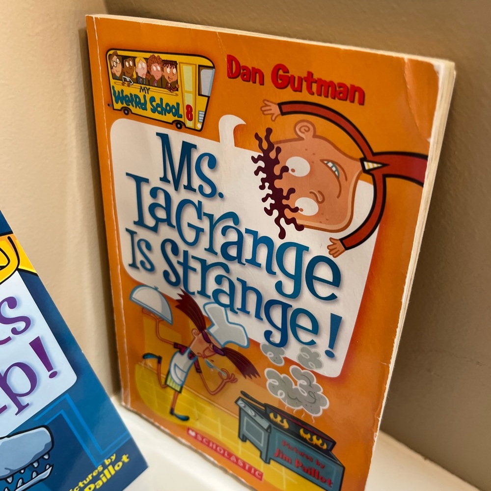 Kids Book Set - Colorful Collection - Picture 3 of 6